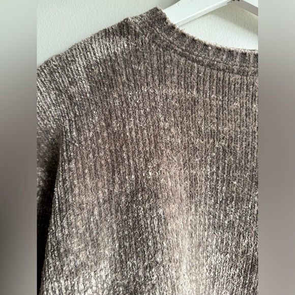 Soft sweater - Picture 3 of 4